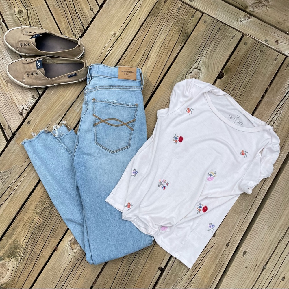 American Eagle Floral Top